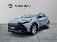 Begagnad Toyota C-HR Style 141 HK (103 kW) 2024 Silver SUV