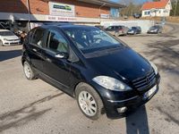 Begagnad Mercedes A200 Avantgarde 136 HK (100 kW) 2005 Svart Halvkombi