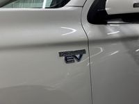 Begagnad Mitsubishi Outlander P-HEV 121 HK (88 kW) 2014 Vit SUV