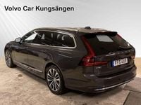 Begagnad Volvo V90 Core 355 HK (261 kW) 2023 Grå Kombi