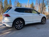 begagnad VW Tiguan Allspace SCR 4Motion R-line Allspace 7sits