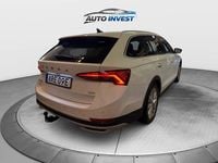 Begagnad Skoda Octavia Scout 200 HK (147 kW) 2023 Vit Kombi