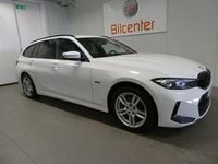 Begagnad BMW 330e M Sport 184 HK (135 kW) 2022 Vit Kombi