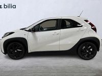 Begagnad Toyota Aygo X Play 72 HK (52 kW) 2022 Vit SUV
