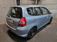 Begagnad Honda Jazz 83 HK (61 kW) 2006 Ljusblå Halvkombi
