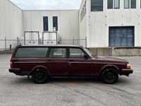 begagnad Volvo 245 CLASSIC 116 HK OBJEKT