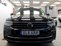 begagnad VW Tiguan 1.5 TSI Euro 6 Cockpit En ägare D-Värmare B-Kamera 2022, SUV