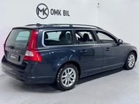 Begagnad Volvo V70 Momentum 116 HK (85 kW) 2011 Grå Kombi