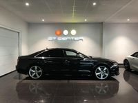 Begagnad Audi S8 520 HK (382 kW) 2015 Svart Sedan