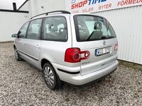 Begagnad VW Sharan Comfortline 116 HK (85 kW) 2005 Silver Minibuss