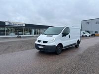 begagnad Renault Trafic Skåpbil 2.7t 2.0 dCi DRAGKROK VÄLSKÖTT 90 HK