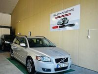 Begagnad Volvo V50 Momentum 116 HK (85 kW) 2010 Ljusgrå Kombi
