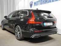 Begagnad Volvo V60 340 HK (250 kW) 2021 Svart Kombi