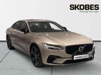 Begagnad Volvo S90 Ultimate 462 HK (339 kW) 2023 Ljusgrå (grå) Sedan