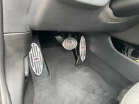 Begagnad Mini Clubman 136 HK (100 kW) 2019 White silver metallic under jet black Kombi