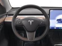 Begagnad Tesla Model Y Long Range AWD 378 kW (514 HK) 2023 Svart SUV