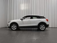 Begagnad Audi Q2 Advanced Plus 150 HK (110 kW) 2023 Glaciärvit metallic SUV