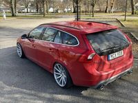 begagnad Volvo V60 D4 AWD Geartronic Momentum, R-Design Euro 6