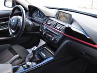 begagnad BMW 320 d xDrive Touring Sport line Drag Servad Besiktigad