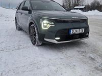 Begagnad Kia e-Niro 150 kW (204 HK) 2023 Cityscape green SUV