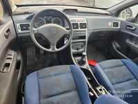 begagnad Peugeot 307 Bensinsnåll 1.6 XR ny besiktigad