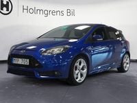 Begagnad Ford Focus ST 250 HK (183 kW) 2012 Blå Halvkombi