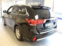 begagnad Mitsubishi Outlander P-HEV Business (203hk)*Vinterhjul*