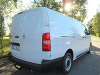 Begagnad Opel Vivaro 144 HK (105 kW) 2023 Vit Minibuss