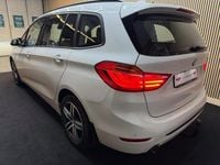 Begagnad BMW 218 Gran Tourer Sport Line 150 HK (110 kW) 2016 Vit Minibuss