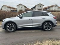 begagnad Audi Q4 e-tron 50 e-tron quattro Comfort, S-Line, Sport Moms