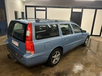 begagnad Volvo V70 2.4 170HK 2005 Manuell