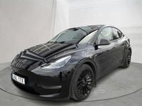 Begagnad Tesla Model Y Performance 392 kW (534 HK) 2024 Svart SUV