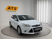 Begagnad Ford Focus Titanium 116 HK (85 kW) 2011 Vit Kombi
