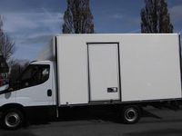 begagnad Iveco Daily DAILY 35S1135s 2.3L 8-Stegs AUT Euro 6 företag 2016, Minibuss