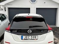 Begagnad Nissan Leaf 110 kW (150 HK) 2020 Vit Halvkombi