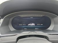 begagnad VW Passat PassatGTE Drag Skinn Backkamera Cockpit