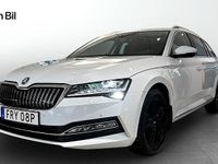 Begagnad Skoda Superb LAURIN & KLEMENT 156 HK (114 kW) 2023 Moon white metallic Kombi