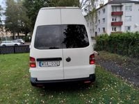 Begagnad VW Caravelle 131 HK (96 kW) 2005 Minibuss