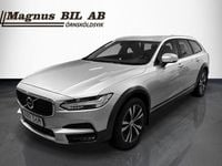 Begagnad Volvo V90 CC Momentum 190 HK (139 kW) 2019 Silver Kombi