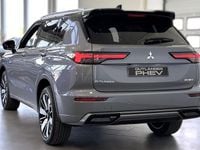 Ny Mitsubishi Outlander P-HEV Instyle 306 HK (225 kW) 2025 Moonstone grå SUV