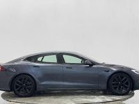 Begagnad Tesla Model S Plaid 759 kW (1033 HK) 2022 Grå Halvkombi