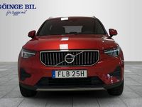 Begagnad Volvo XC40 Core 214 HK (157 kW) 2023 Röd SUV