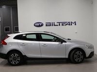 Begagnad Volvo V40 CC Momentum 152 HK (111 kW) 2018 Silver metallic Kombi