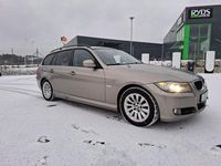 Begagnad BMW 318 143 HK (105 kW) 2009 Kombi