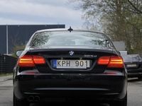 begagnad BMW 325 d Coupé Lci