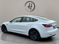 begagnad Tesla Model 3 Svensksåld Autopilot 1-Ägare Panoramatak *MOMS