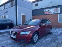 Begagnad Volvo V50 Momentum 116 HK (85 kW) 2011 Röd Kombi