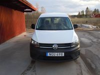 begagnad VW Caddy 2.0 TDI Euro 6 102hk Serviceinredn Lågskatt