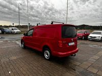 Begagnad VW Caddy Maxi 123 HK (90 kW) 2017 Röd Minibuss