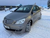 Begagnad Mercedes B200 136 HK (100 kW) 2007 Minibuss